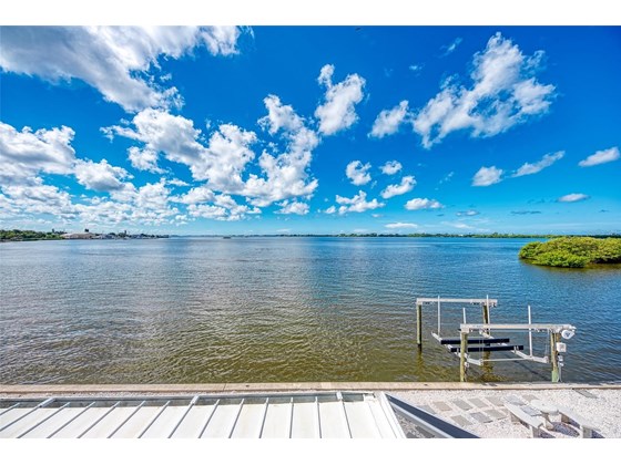 Boat lift - Single Family Home for sale at 949 Suncrest Ln, Englewood, FL 34223 - MLS Number is D6120396