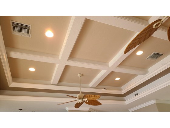 Here is a closeup view of the ceiling area in the living area. - Single Family Home for sale at 1900 Illinois Ave, Englewood, FL 34224 - MLS Number is D6121965