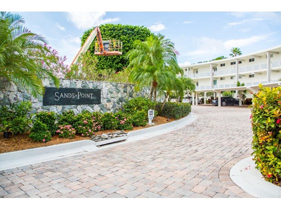Condo for sale at 100 Sands Point Rd #323, Longboat Key, FL 34228 - MLS Number is A4517962