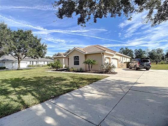 3 Car Side Load Garage - Single Family Home for sale at 407 169th Ct Ne, Bradenton, FL 34212 - MLS Number is A4519074