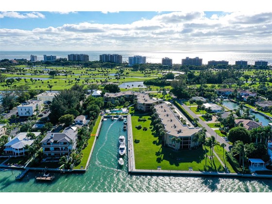 Bay Harbour, waterfront living on Longboat Key! - Condo for sale at 450 Gulf Of Mexico Dr #B107, Longboat Key, FL 34228 - MLS Number is A4520786