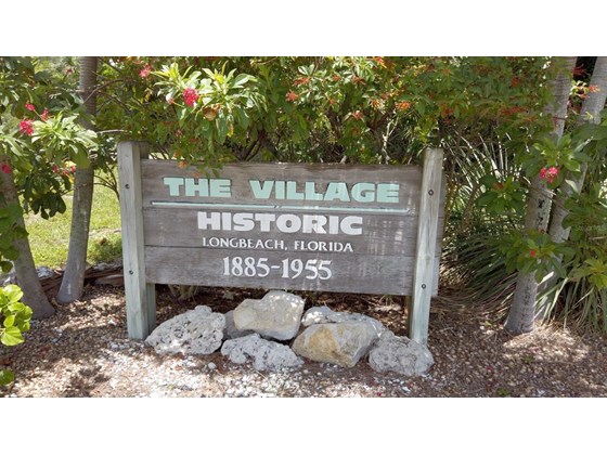Single Family Home for sale at 680 Fox St, Longboat Key, FL 34228 - MLS Number is A4520803